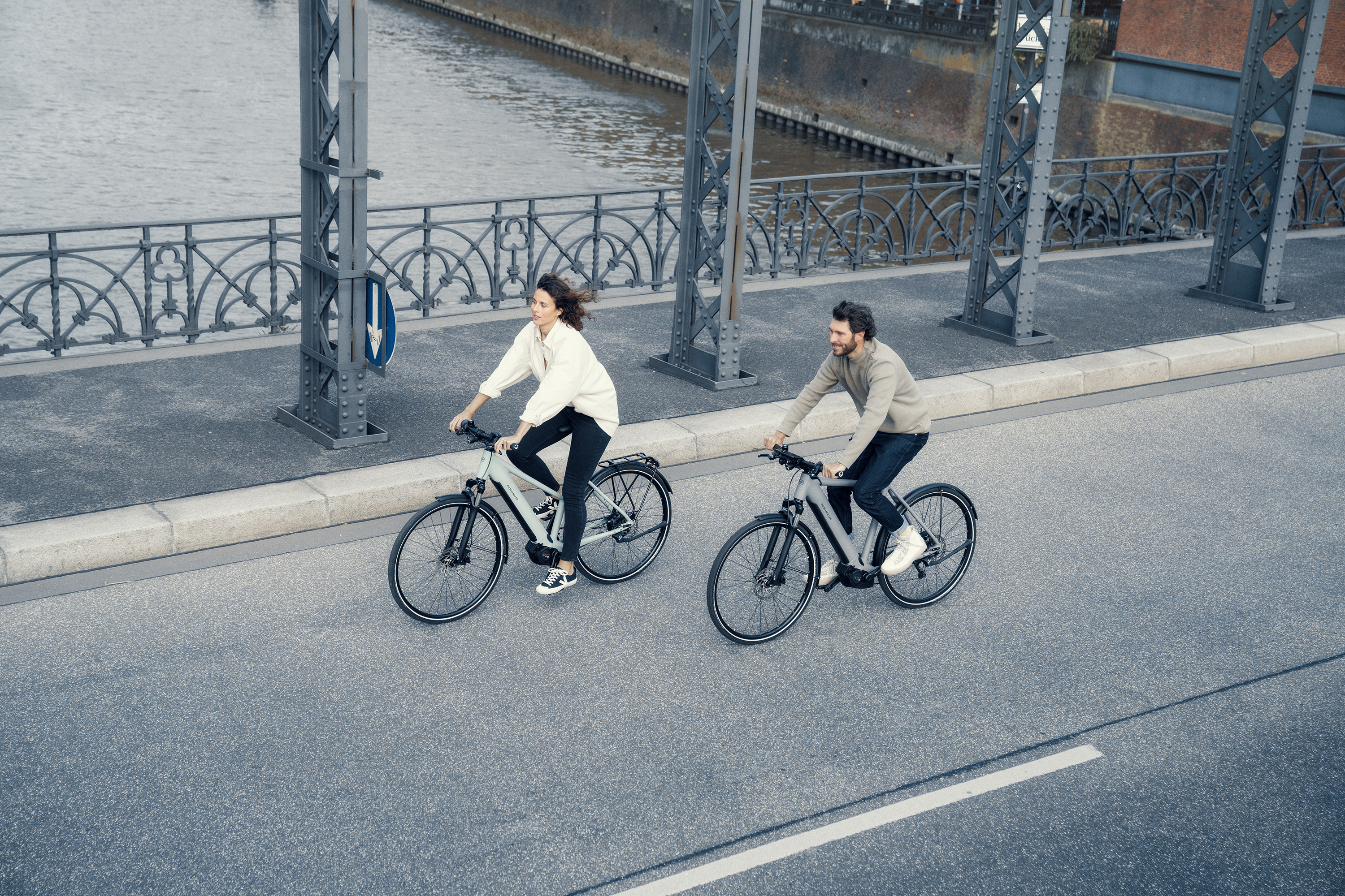 RM_MY2022_Roadster_Roadster-Mixte